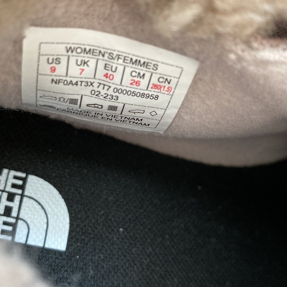 NWOB🍁THE NORTH FACE Women's Mid Lace Insulated Waterproof Boots Size 9 - Picture 13 of 16